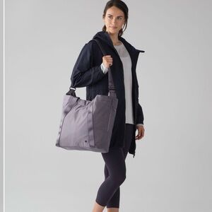 Lululemon Magnum Purple Carry the Day Bag- NWOT